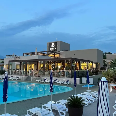 Sisan Family Resort-3